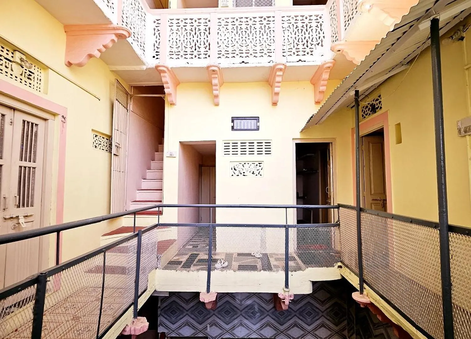 Nav Durga Homestay أُودايبور 0*,  الهند